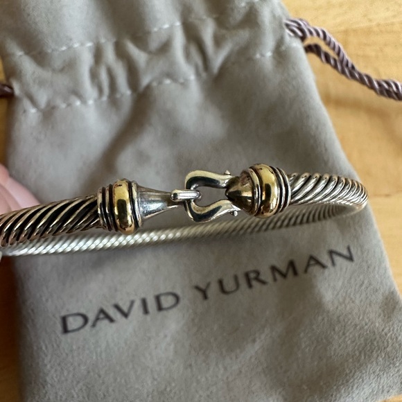 David yurman cable classic buckle bracelet - Picture 2 of 3